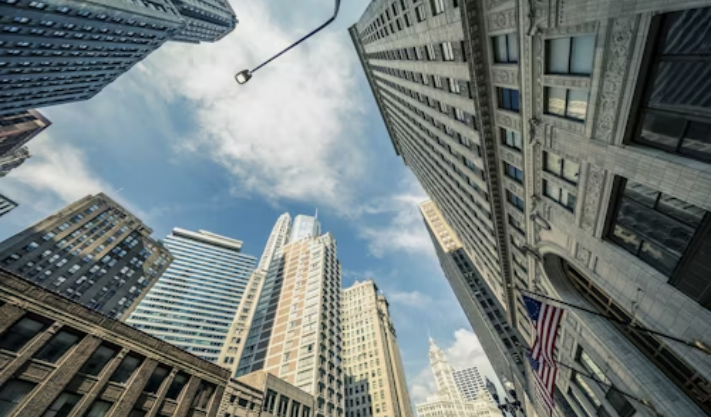 Real Estate vs Stocks: Where Should You Invest in 2025?