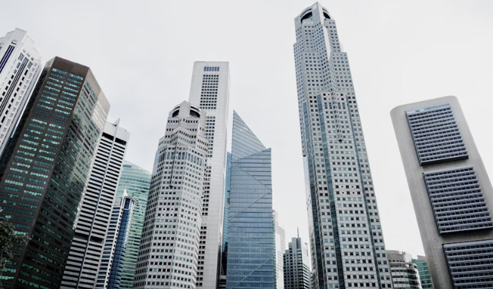 Top Sectors to Invest in Post-2025 Economic Recovery