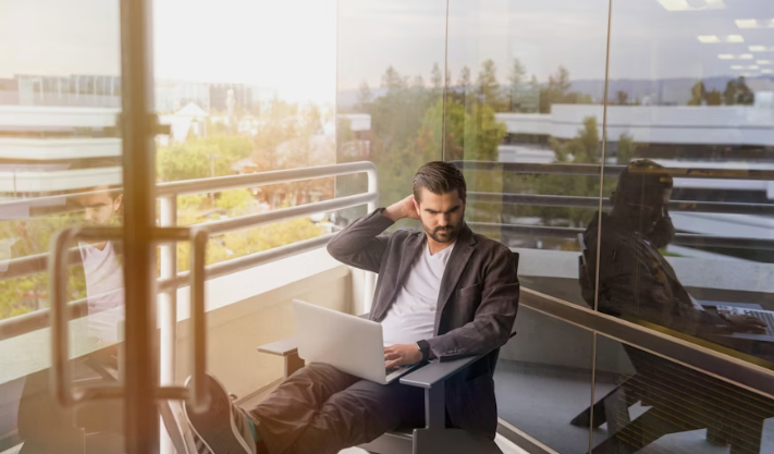 How Top American CEOs Balance Business and Lifestyle