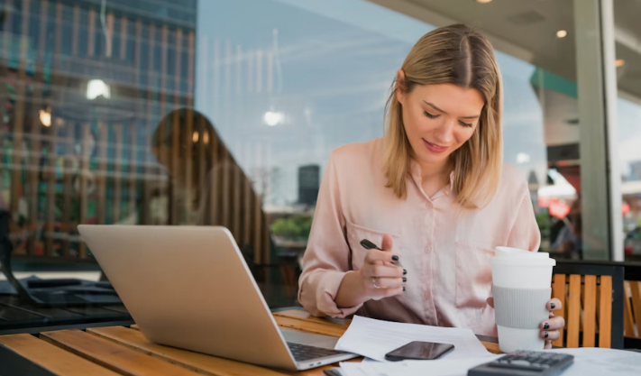 5 Home-Based Side Hustles With Real Business Potential in 2026