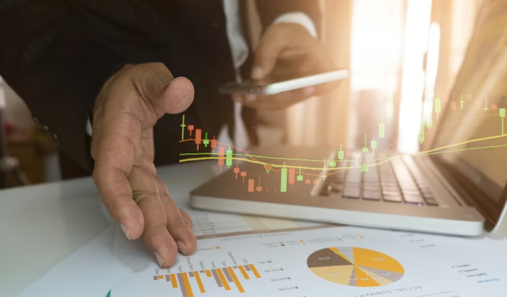 Smart Ways to Grow Wealth in the UK Financial Market