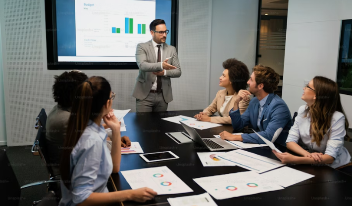 10 Proven Ways CEOs Can Improve Impromptu Public Speaking Skills