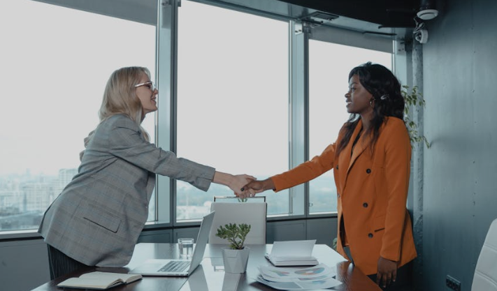 Women CEOs Behind Billion-Dollar Travel Brands in the UK