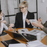 How Can PR Leaders Build Credibility in Online Communities?