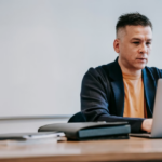 How Do You Choose the Right Business Idea as an Entrepreneur?